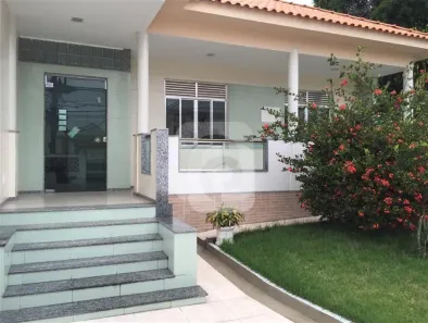 Casa com 2 Quartos à venda, 138m² no Pechincha, Rio de Janeiro