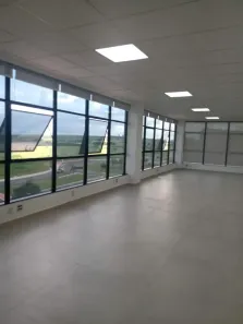 Sala Comercial para alugar, 200m² no Jardim América, Paulínia