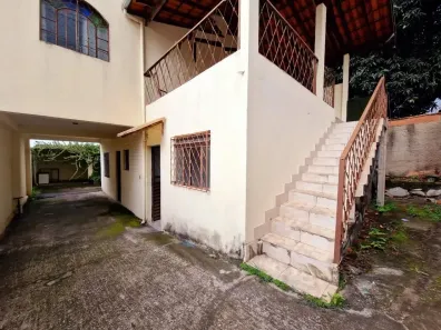 Casa com 4 Quartos à venda, 200m² no Sapucaia, Contagem