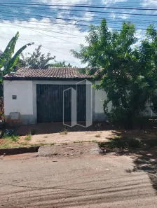 Casa com 3 Quartos para alugar, 80m² no Parque Oeste Industrial, Goiânia