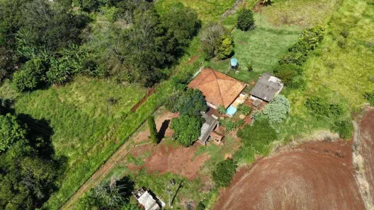 Fazenda/Sítio com 3 Quartos à venda, 200m² no , Londrina