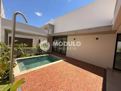 Casa com 3 Quartos à venda, 222m² no Jardim Karaíba, Uberlândia