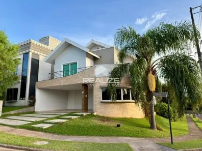 Sobrado com 3 Quartos à venda, 222m² no Ipê, Foz do Iguaçu