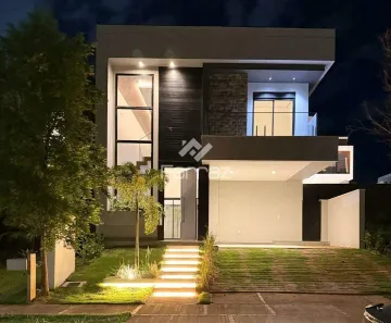 Casa de Condomínio com 4 Quartos à venda, 316m² no Granja Marileusa, Uberlândia