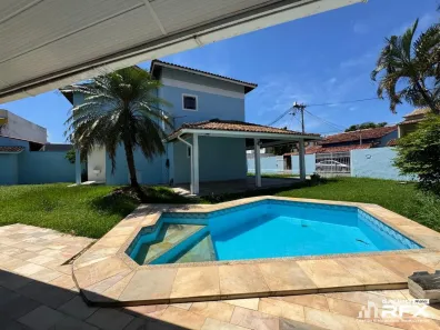 Casa com 3 Quartos à venda, 180m² no Itaipu, Niterói