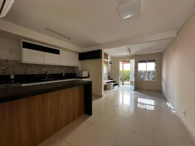 Casa com 2 Quartos à venda, 68m² no Jardim Interlagos, Hortolândia