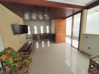 Casa com 3 Quartos à venda, 200m² no Martim de Sá, Caraguatatuba
