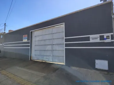 Casa com 2 Quartos à venda, 71m² no Jardim São José, Goiânia