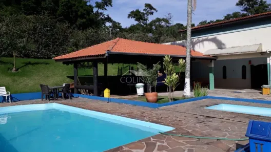 Fazenda/Sítio com 3 Quartos à venda, 355m² no Vale da Colina, Várzea Paulista