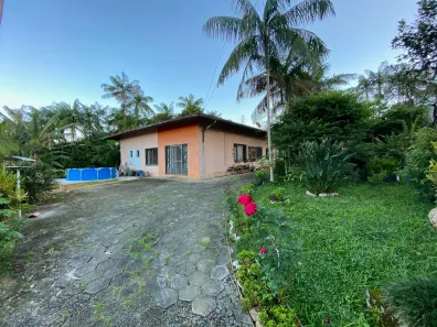Casa com 3 Quartos à venda, 170m² no Paranaguamirim, Joinville