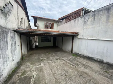 Sobrado com 2 Quartos à venda, 250m² no Jardim Santos Dumont, São Paulo
