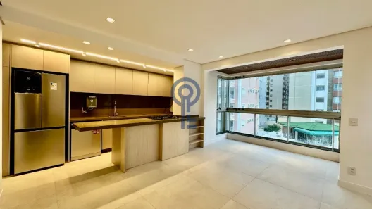 Apartamento com 2 Quartos para alugar, 85m² no Centro, Florianópolis