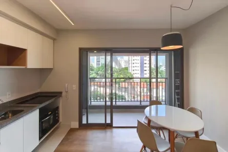Apartamento com 1 Quarto para alugar, 49m² no Cambuí, Campinas