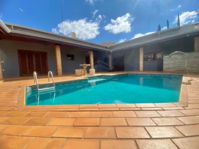 Casa com 2 Quartos para alugar, 140m² no Jardim Parati, Jaú