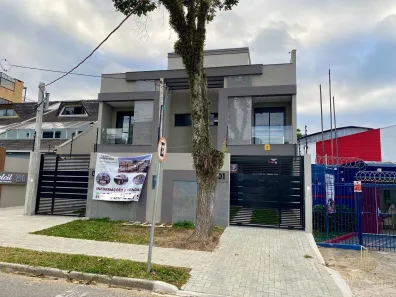 Casa com 3 Quartos à venda, 246m² no Água Verde, Curitiba