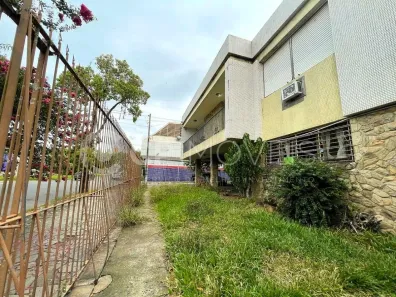 Casa com 6 Quartos à venda, 367m² no Jardim Lindóia, Porto Alegre