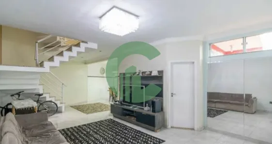 Sobrado com 3 Quartos para alugar, 172m² no Vila Alzira, Santo André