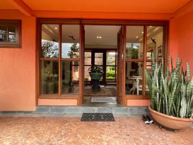 Imóvel Comercial com 4 Quartos para alugar, 600m² no Bairro Seminário, Campo Grande