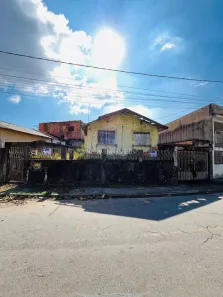 Casa com 2 Quartos à venda, 318m² no Monte Castelo, Volta Redonda
