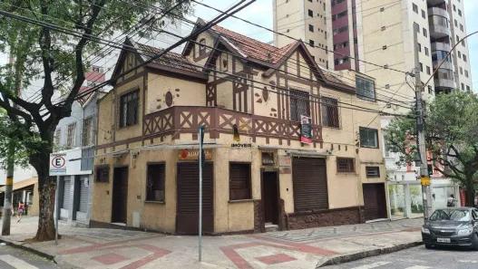 Imóvel Comercial com 3 Quartos à venda, 222m² no Lourdes, Belo Horizonte