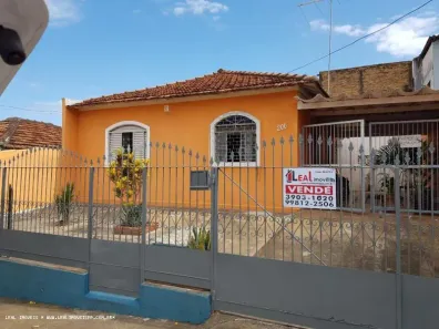 Casa com 2 Quartos à venda, 106m² no Vila Áurea, Presidente Prudente
