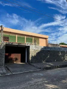 Casa com 4 Quartos à venda, 360m² no Pitimbu, Natal