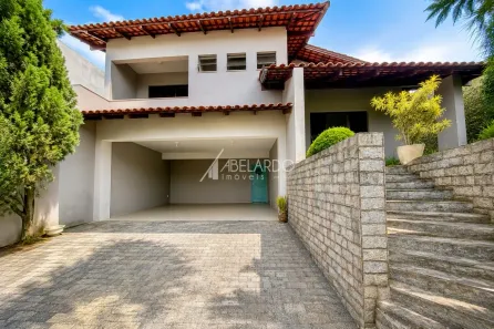 Casa com 3 Quartos para alugar, 185m² no Água Verde, Blumenau