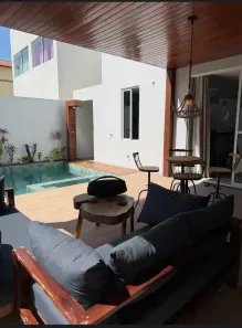 Casa com 3 Quartos para alugar, 360m² no Ponta do Seixas, João Pessoa