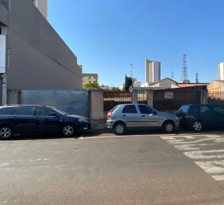 Lote/Terreno à venda, 675m² no Centro, Arapongas