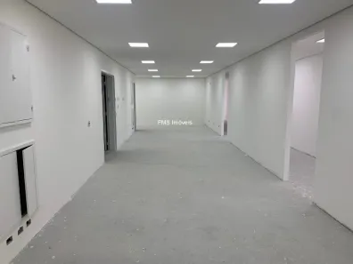 Sala Comercial para alugar, 415m² no Chácara Itaim, São Paulo
