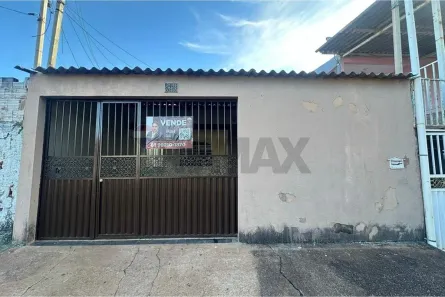 Casa com 3 Quartos à venda, 126m² no Samambaia Sul, Brasília