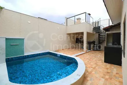 Casa com 3 Quartos à venda, 161m² no Balneario Samburá, Peruíbe