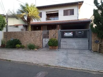 Sobrado com 3 Quartos à venda, 384m² no Jardim São Carlos, Campinas