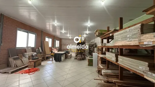 Ponto Comercial com 12 Quartos para alugar, 250m² no Duque de Caxias, Santa Maria