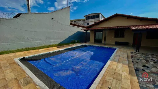 Casa com 2 Quartos para alugar, 220m² no Alípio de Melo, Belo Horizonte