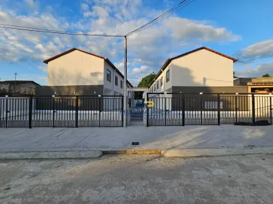 Casa de Condomínio com 2 Quartos à venda, 45m² no Santa Isabel, São Gonçalo