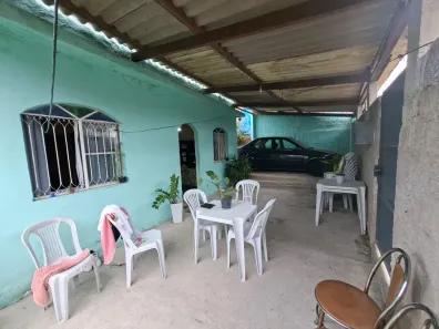 Casa com 2 Quartos à venda, 80m² no Antonina, São Gonçalo