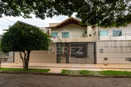Sobrado com 3 Quartos à venda, 168m² no Cidade Jardim, Campo Grande