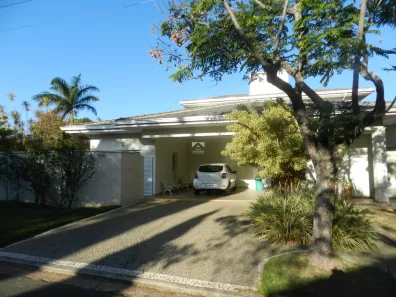 Casa de Condomínio com 3 Quartos à venda, 252m² no Chácaras Alpina, Valinhos