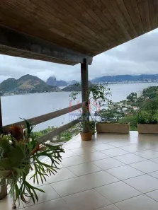 Casa com 4 Quartos à venda, 300m² no São Francisco, Niterói