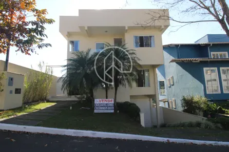 Casa com 5 Quartos à venda, 415m² no Grama, Juiz de Fora