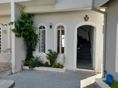Casa de Condomínio com 2 Quartos à venda, 69m² no Loteamento Balneário Camburi, Caraguatatuba