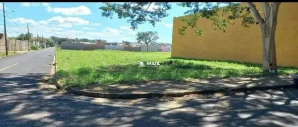 Lote/Terreno à venda, 300m² no Jardim Maracanã, Uberaba