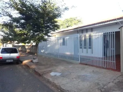Casa com 2 Quartos à venda, 115m² no Jardim América, Maringá