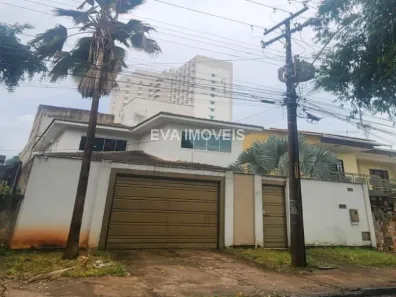 Sobrado com 4 Quartos à venda, 280m² no Jardim América, Goiânia