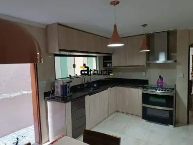 Casa com 4 Quartos à venda, 163m² no Jardim Esperança, Barueri