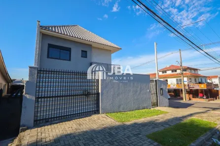Sobrado com 3 Quartos à venda, 139m² no Uberaba, Curitiba