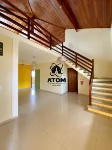 Imóvel Comercial com 3 Quartos para alugar, 300m² no Chácara Guizard, Taubaté