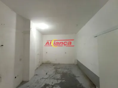 Sala Comercial para alugar, 215m² no Jardim Gracinda, Guarulhos
