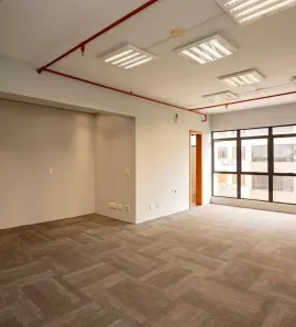 Ponto Comercial para alugar, 45m² no Boa Vista, Porto Alegre